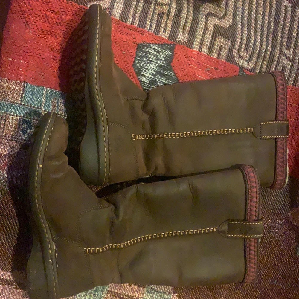 Ugh boots.  Gently used